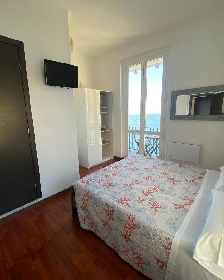 Sollevante Guest House Riomaggiore Buitenkant foto