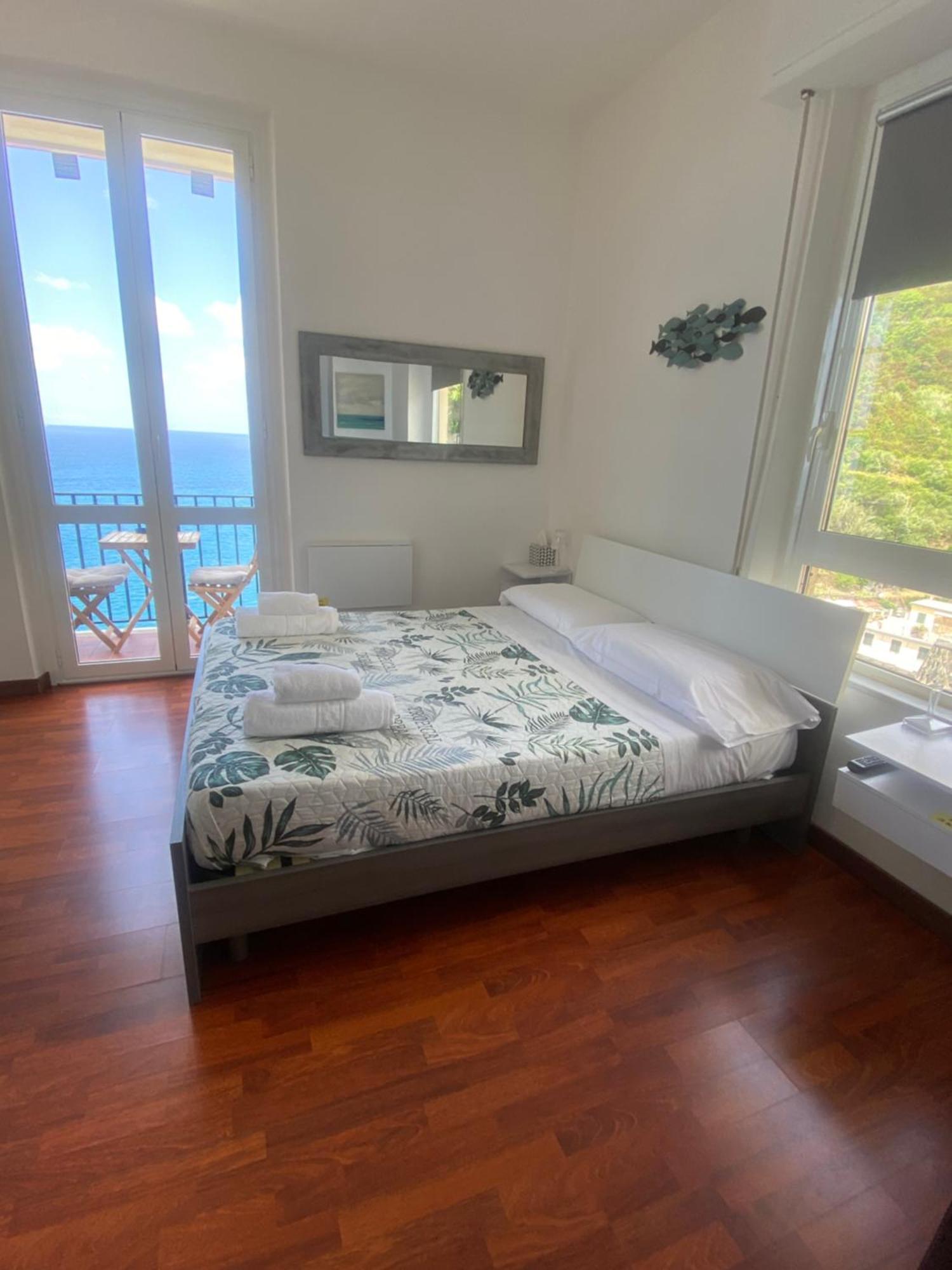 Sollevante Guest House Riomaggiore Buitenkant foto